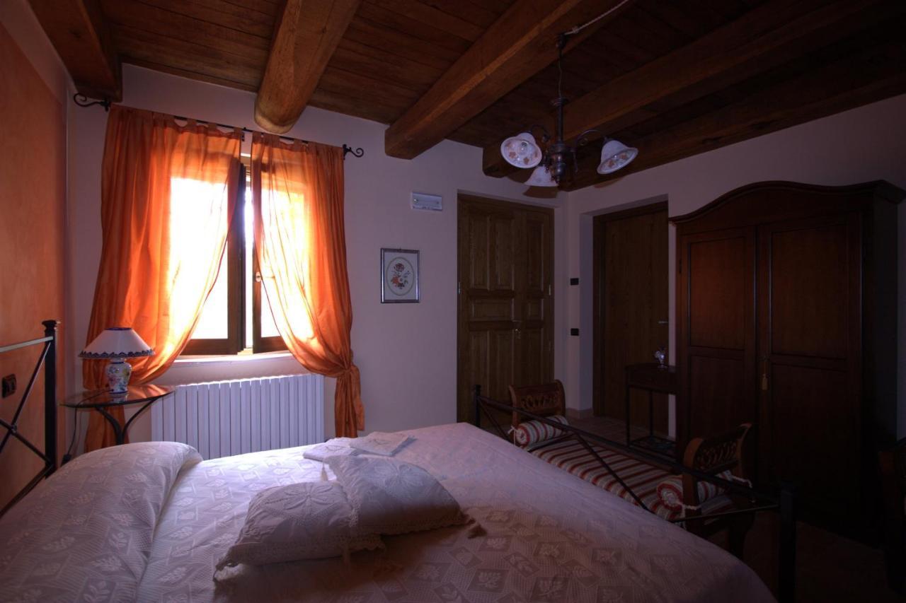 Agriturismo L'Ulivo In Fiore Spoleto Kültér fotó